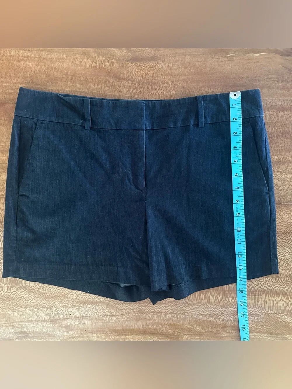 Ann Taylor Factory Dark Navy Signature Fit Shorts|Size 10
